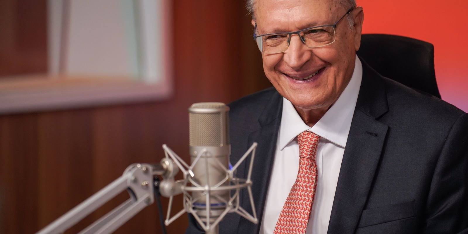 Alckmin e Vice-Presidente Chinês Discutem Barreiras Comerciais à Carne Bovina e Fortalecem Laços Bilaterais