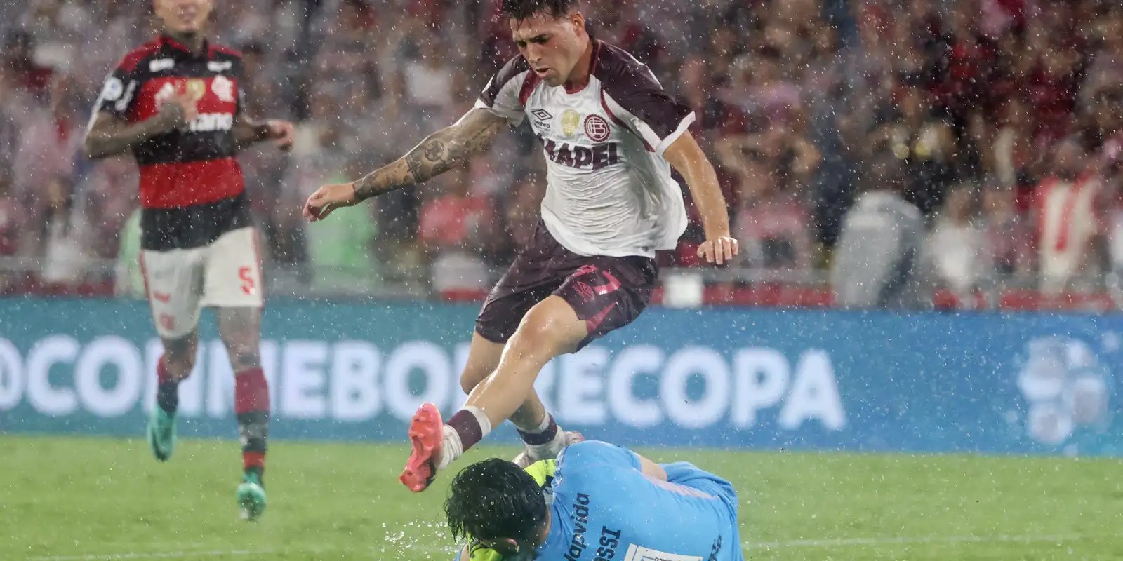 Lanús Conquista a Recopa Sul-Americana em Prorrogação Dramática Contra o Flamengo no Maracanã