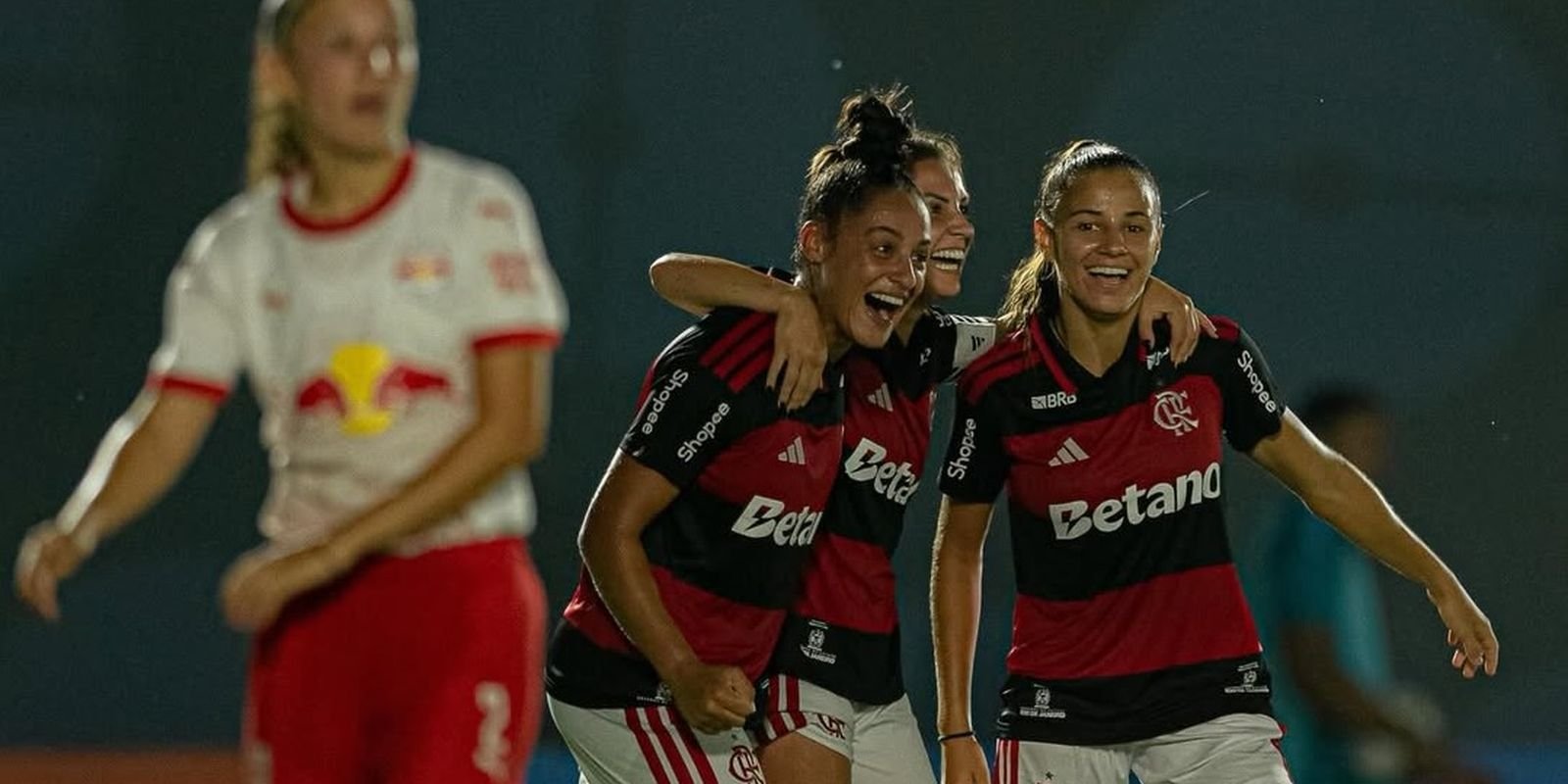 Flamengo Vence Bragantino com Gols de Defensoras e Mantém 100% no Brasileiro Feminino