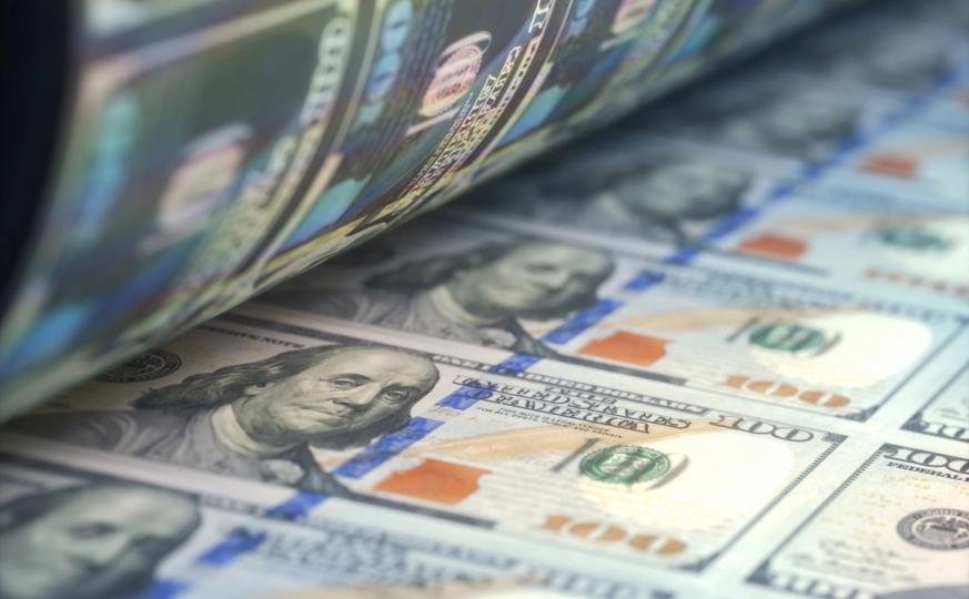 Bitcoin Batalha: Refúgio em Meio à Desvalorização Monetária Impulsionada por Conflitos