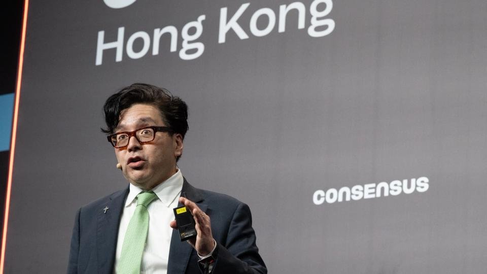 Bitmine de Thomas Lee Acelera Acumulação de ETH com US$ 138 Milhões, Apostando no Fim da Queda Cripto