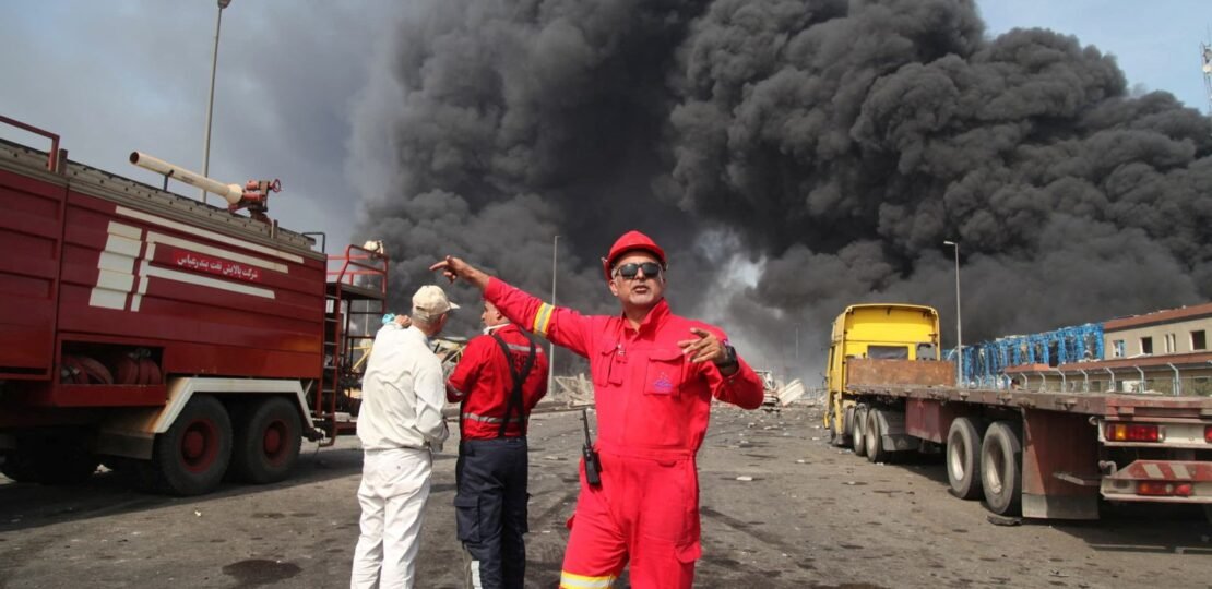 2025-04-26t124649z_1316017564_rc2o5ea30h9a_rtrmadp_3_iran-security-port-blast