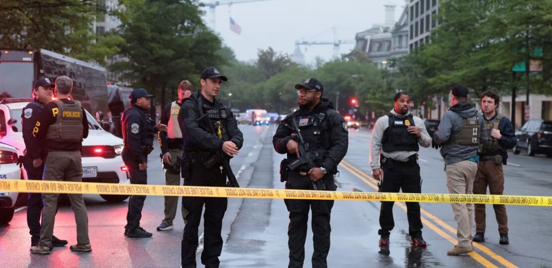2026-05-23t234027z_1068066734_rc2bflai4rrk_rtrmadp_3_usa-washington-shooting