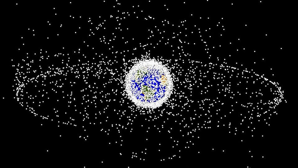 Space-Debris-Plot