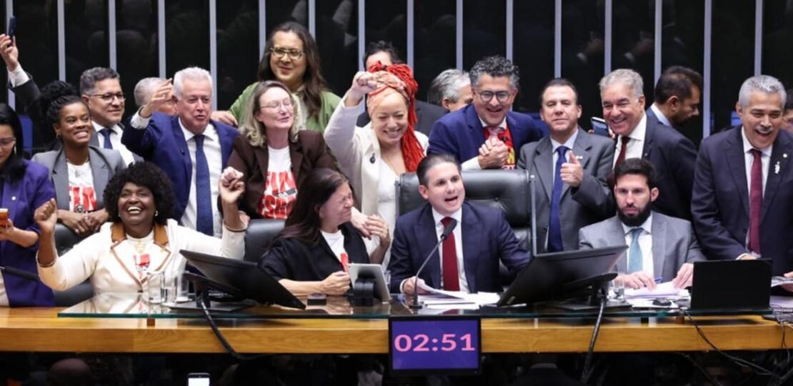 aprovacao_da_pec_6x1_na_camara