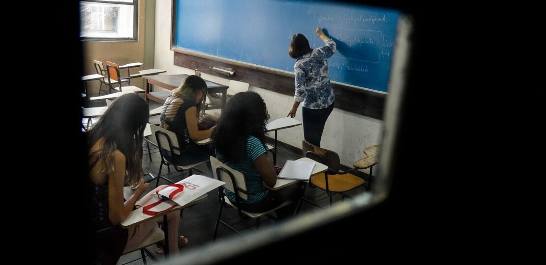 sala_de_aula0647040820