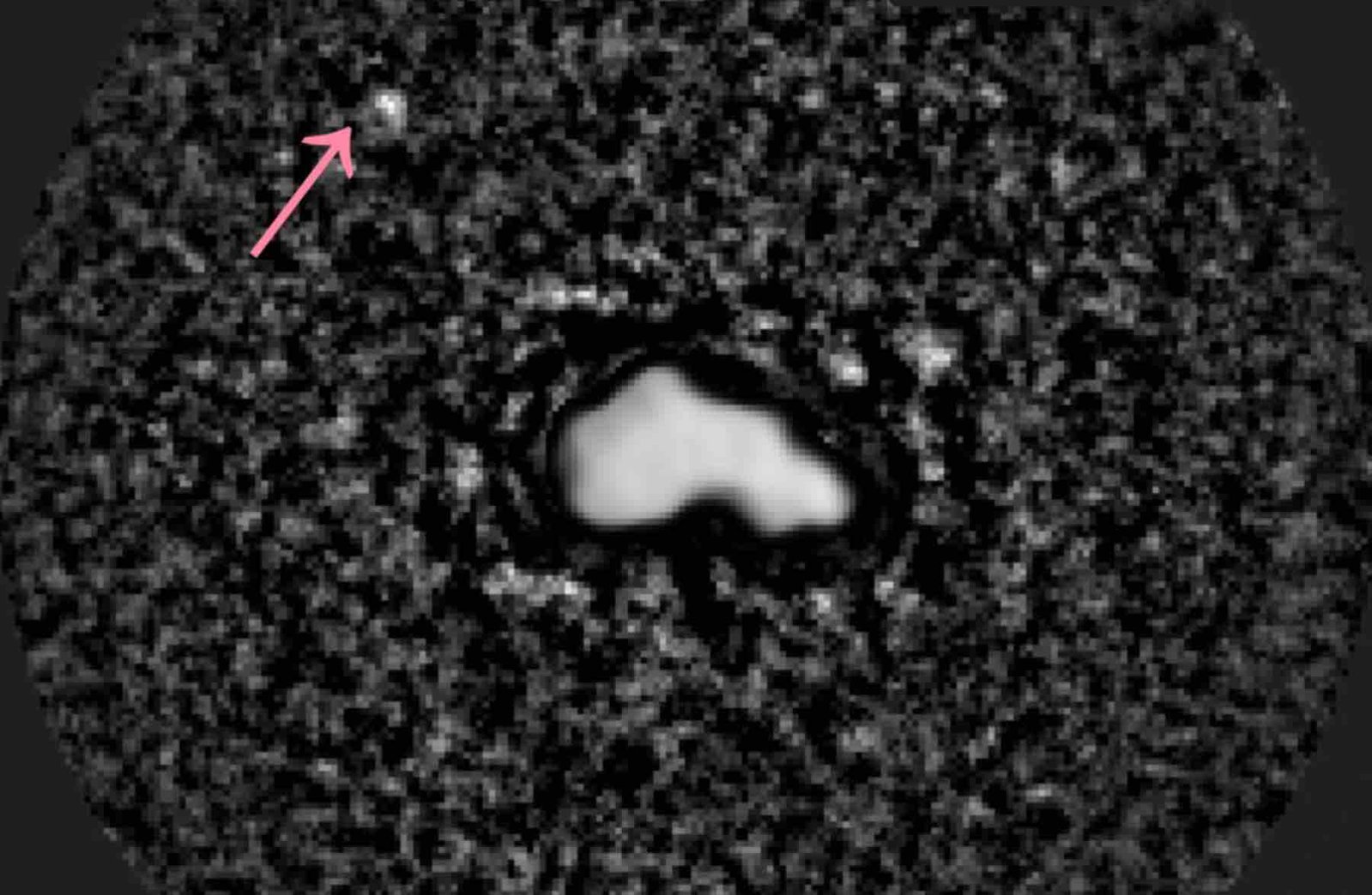 Descoberta Inédita: Asteroide Nysa Revela Forma Триlobada Inusitada e um Companheiro Secreto no Cinturão Principal