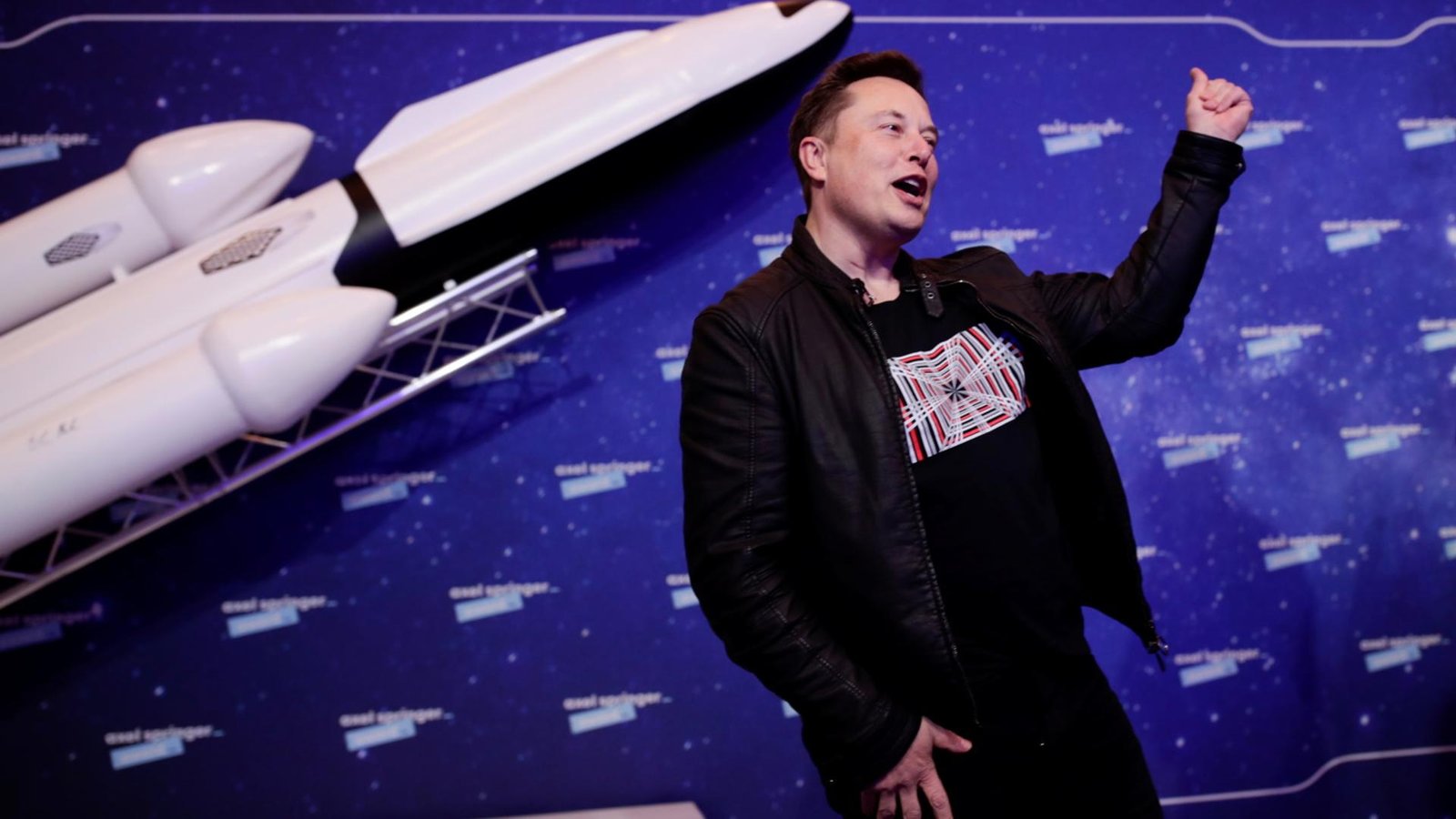SpaceX Revela Resultados Financeiros Pós-Abertura de Capital: Receita Supera Metas, Mas Perda em Bitcoin Preocupa