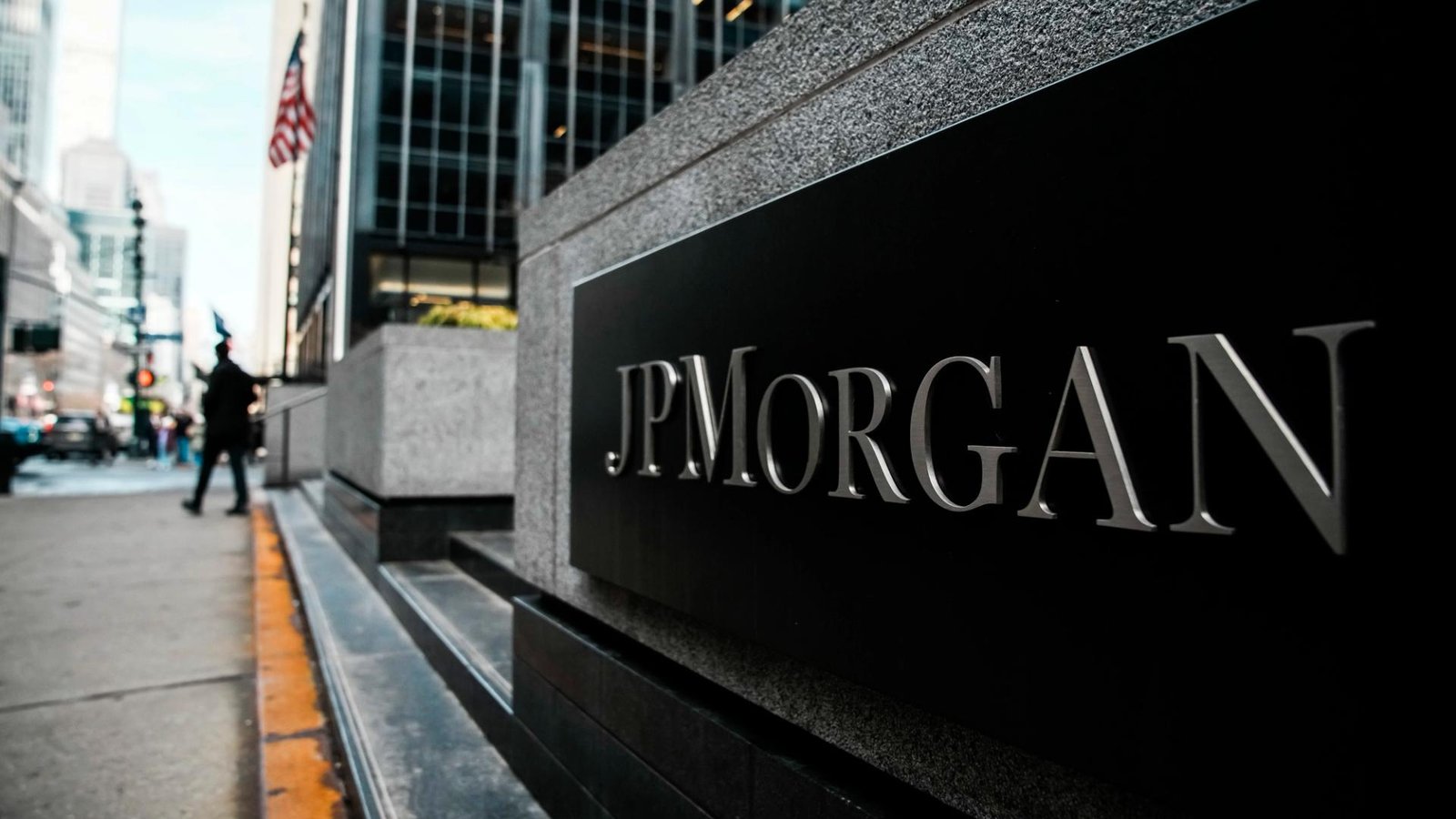 Guerra de Rendimentos: Bancos e Cripto Confrontam Tradição Financeira e Inovação