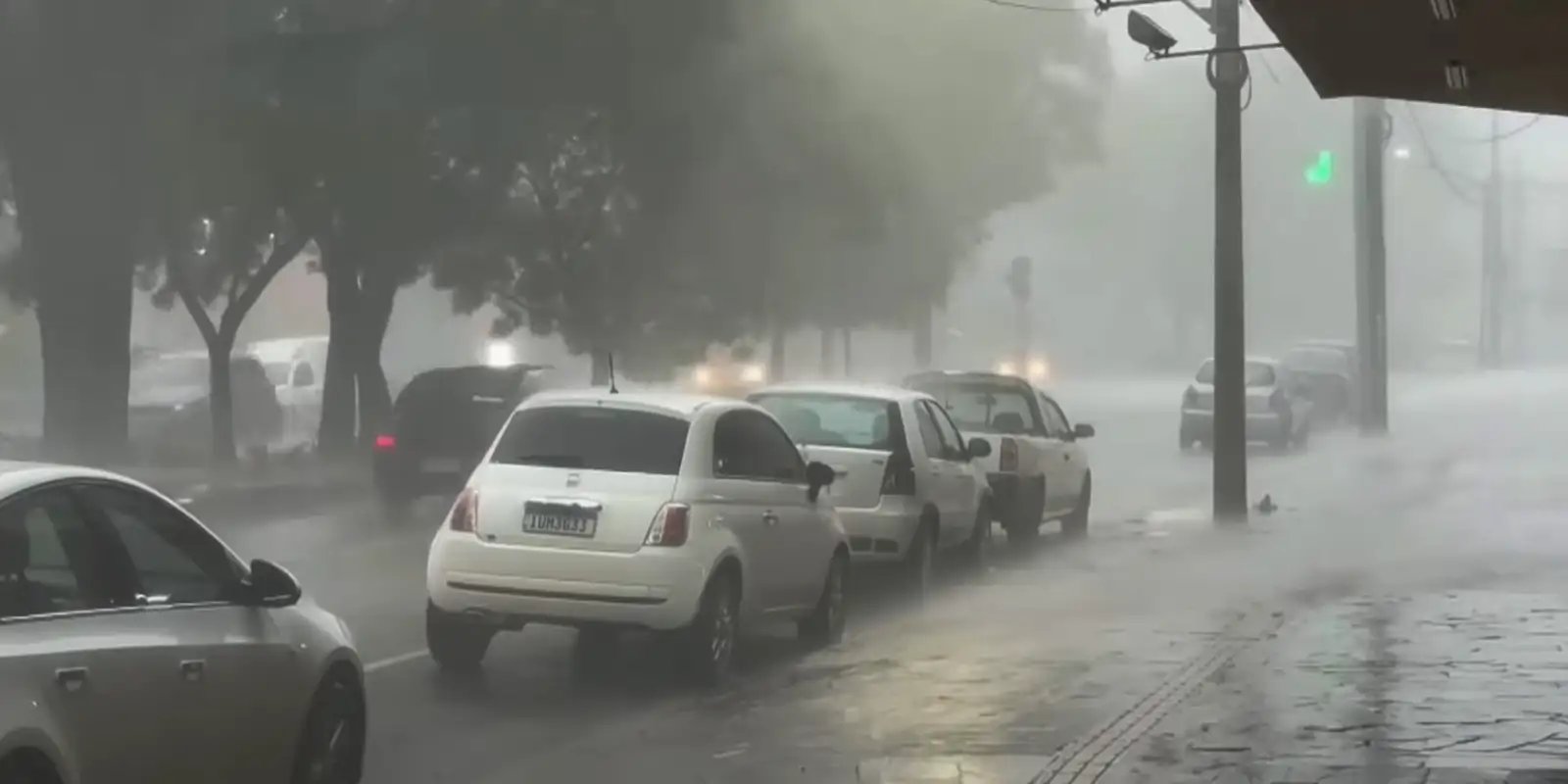 Rio Grande do Sul: Tempestades Deixam Mais de 2,6 Mil Desalojados e Provocam Danos em 117 Municípios