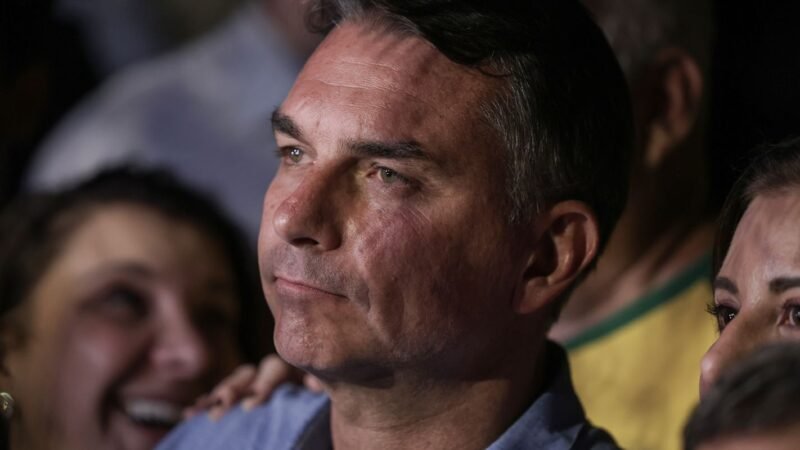 STF Multa Flávio Bolsonaro por Impulsionamento Irregular de Propaganda Negativa Contra Lula