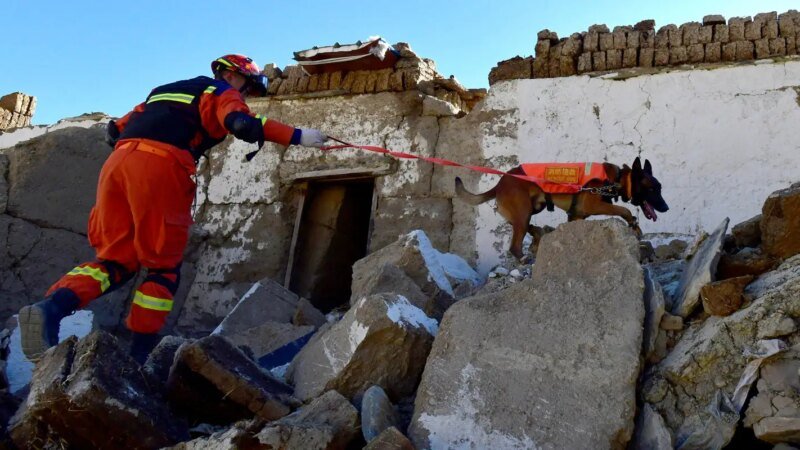 Terremoto de Magnitude 7 Atinge Tibete, Deixando Mortos e Feridos na China