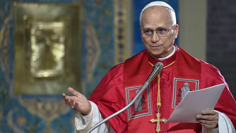 Papa Leão XIV Anuncia Cirurgia Pulmonar Iminente Após Diagnóstico Precoce