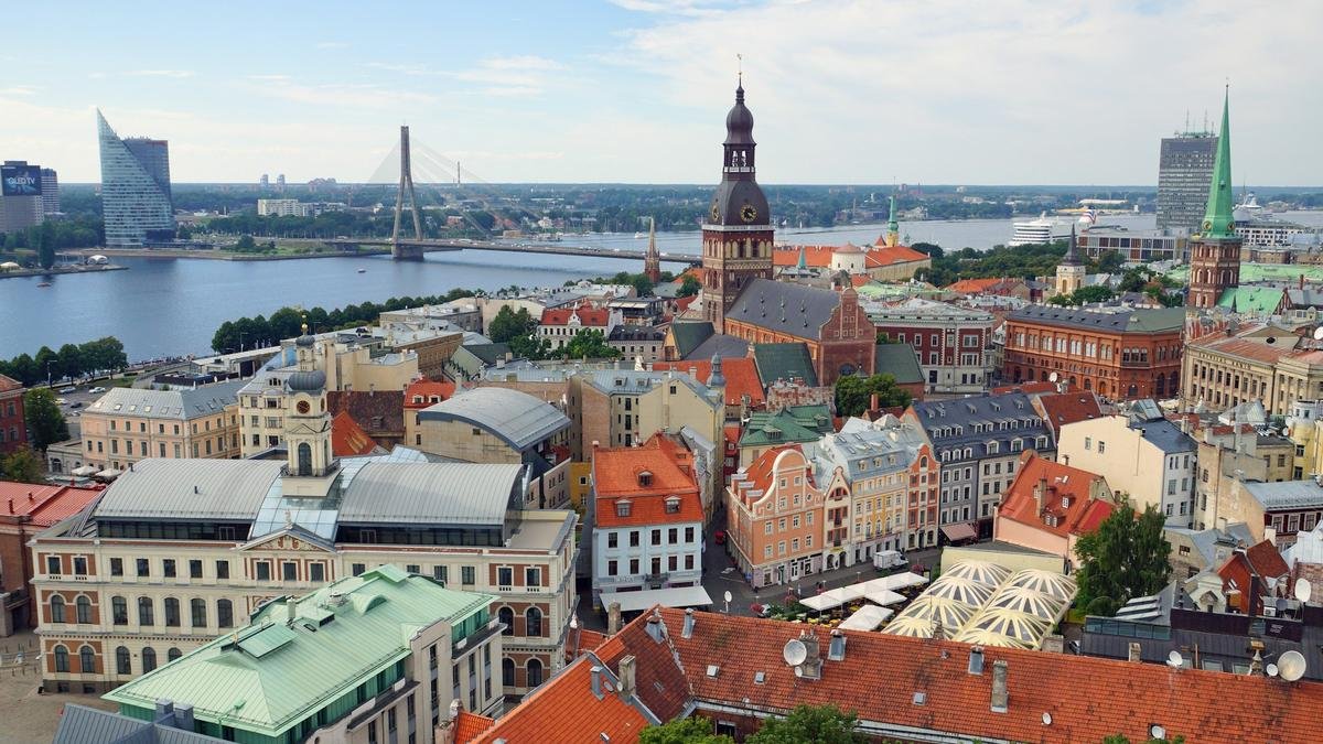Letônia Acelera Regulamentação para Tokenização de Propriedades Comerciais, Mirando 2027