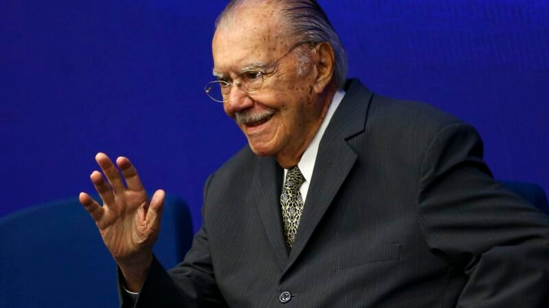 Ex-Presidente José Sarney Recebe Alta Hospitalar Após Cirurgia Abdominal